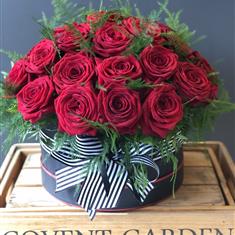 CHELSEA HATBOX  THE WOW FACTOR