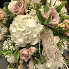 Vintage Rose Hydrangea and pampas grass bouquet 