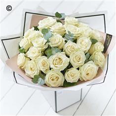 Beautifully Simple Rose Bouquet WhiteExtra Large